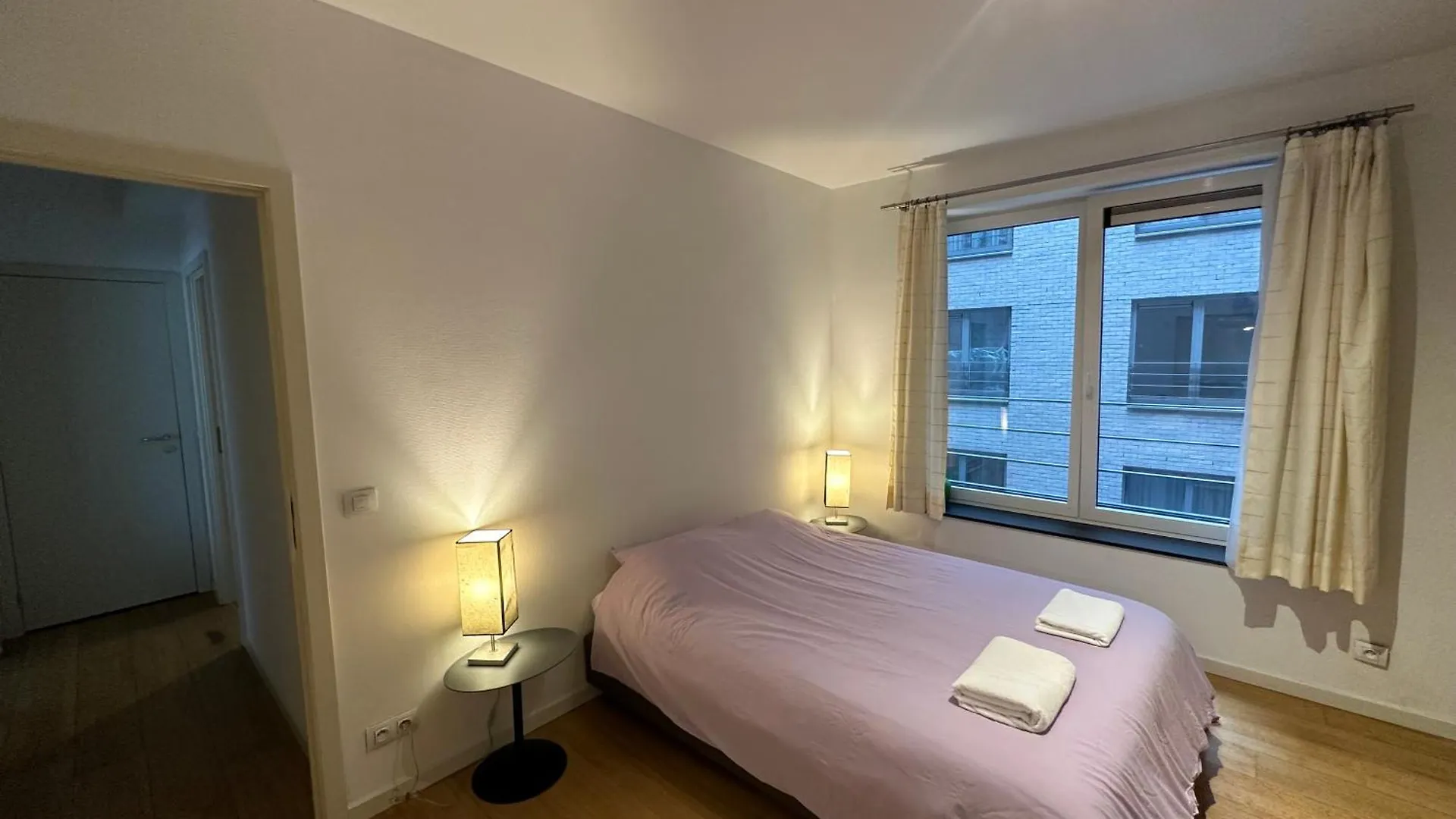 3 Bedroom Apartment In City Center With Balcony View Bruselas 0*,  Bélgica
